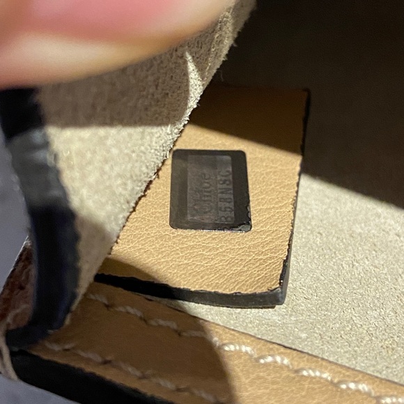 Chloe Nile Crossbody Bag - Picture 16 of 17